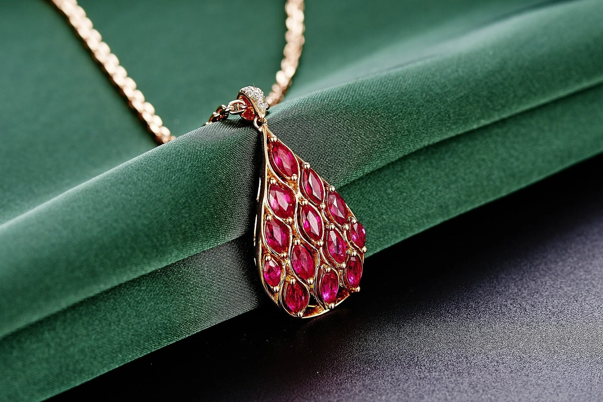 jewelry 625723 1920