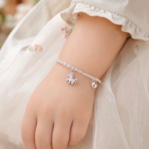Lắc Tay Bạc Trẻ Em Dễ Thương Được Yêu Thích Nhất