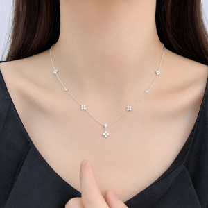 Dây chuyền bạc hóa nhí cỏ lá