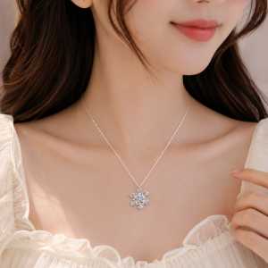 Dây chuyền bạc hoa tuyết xinh xắn