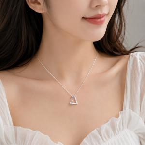 Dây chuyền bạc trái tim mùa xuân