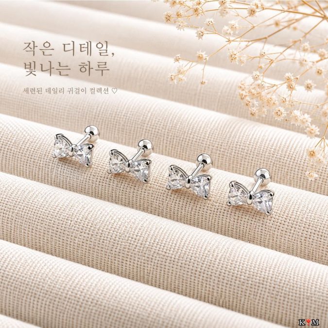 Khuyên tai bạc cho bé gái: 4 kiểu dễ thương và cách chọn