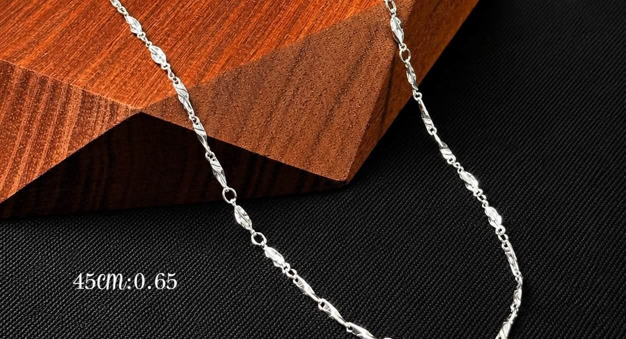 Dây Chuyền Bạc Mắt Xoắn Thanh Lịch