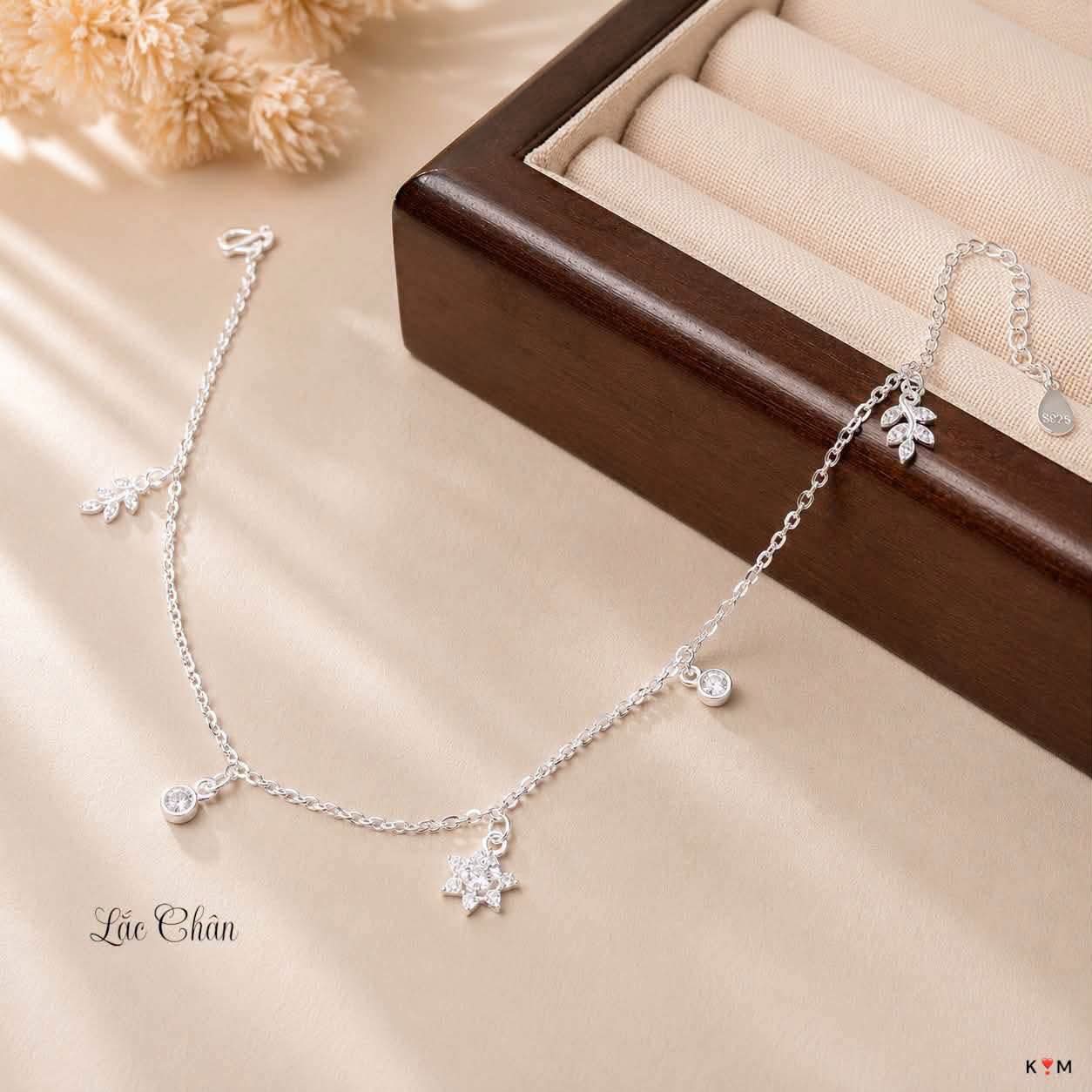Lắc Chân Bạc Nữ Bông Tuyết Đính Đá S