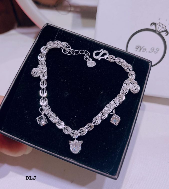 Lắc tay bạc ta nữ: Cách chọn đẹp, bền và phân biệt với bạc 925