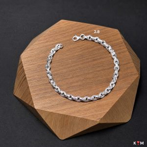 Lắc tay nam bằng bạc đẹp
