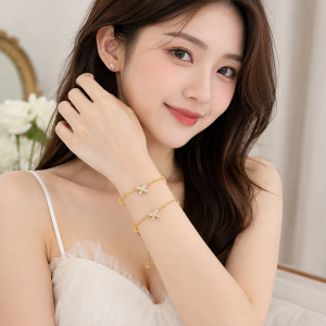 Lắc tay canh bướm xinh xan vàng k