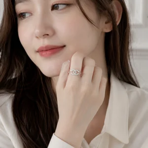 Nhẫn bạc chanel hàng đá